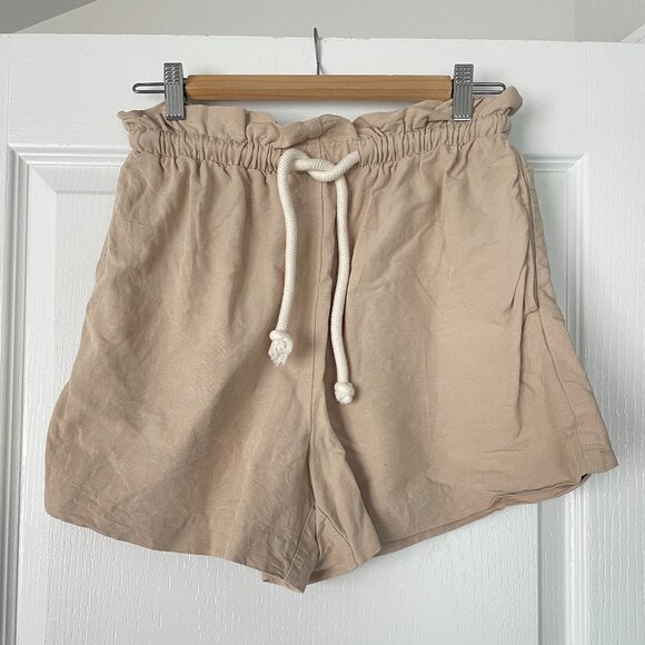 H&M Linen-Blend Shorts - Picture 2 of 5